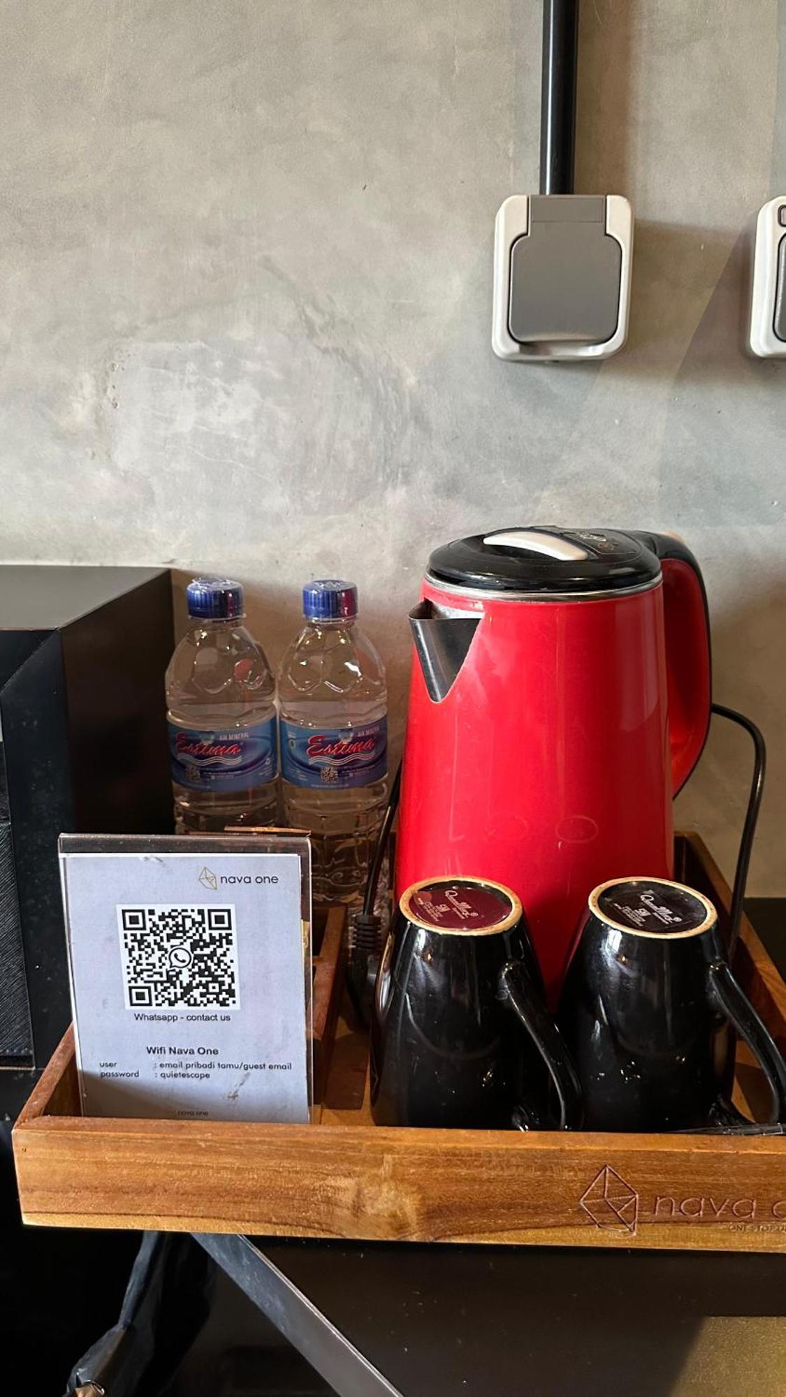 三宝垄 Nava One酒店 外观 照片